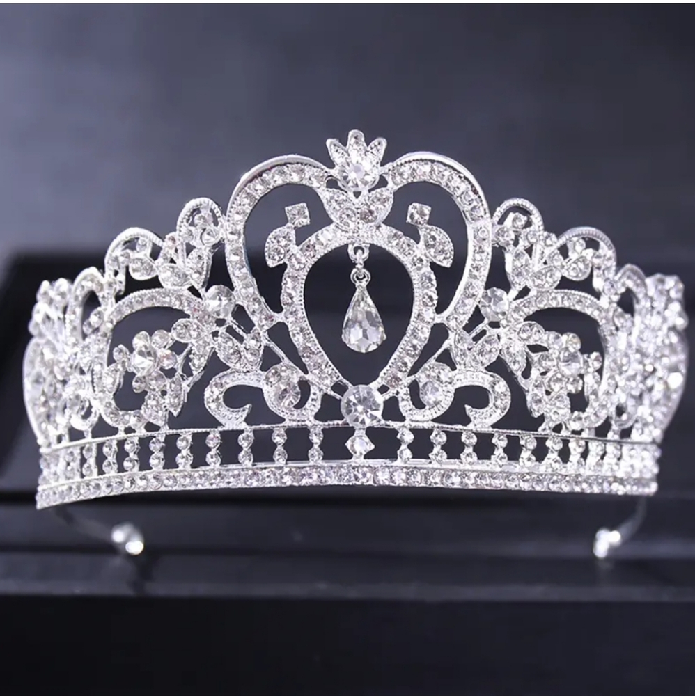 Bridal wedding crown